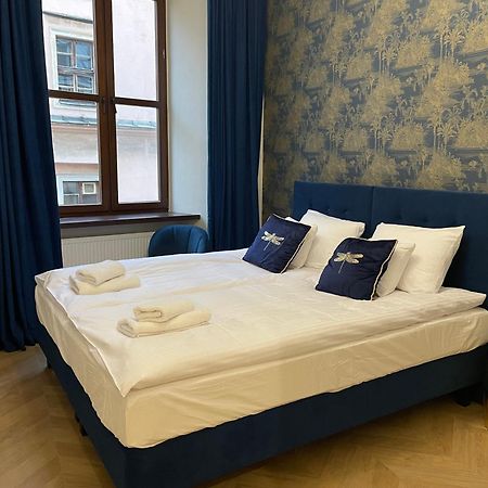 Bracka Main Square Apartments Краков Экстерьер фото