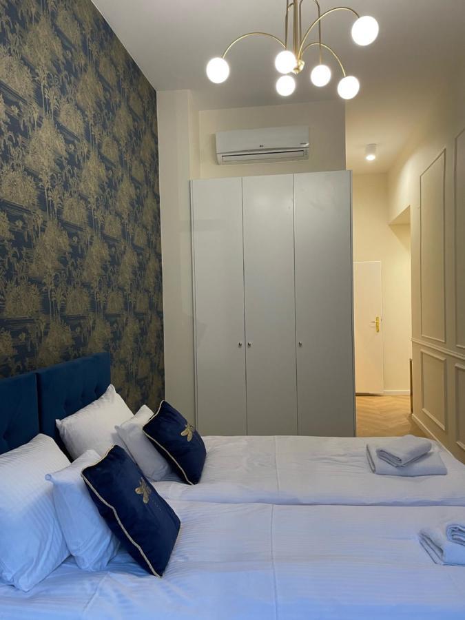 Bracka Main Square Apartments Краков Экстерьер фото