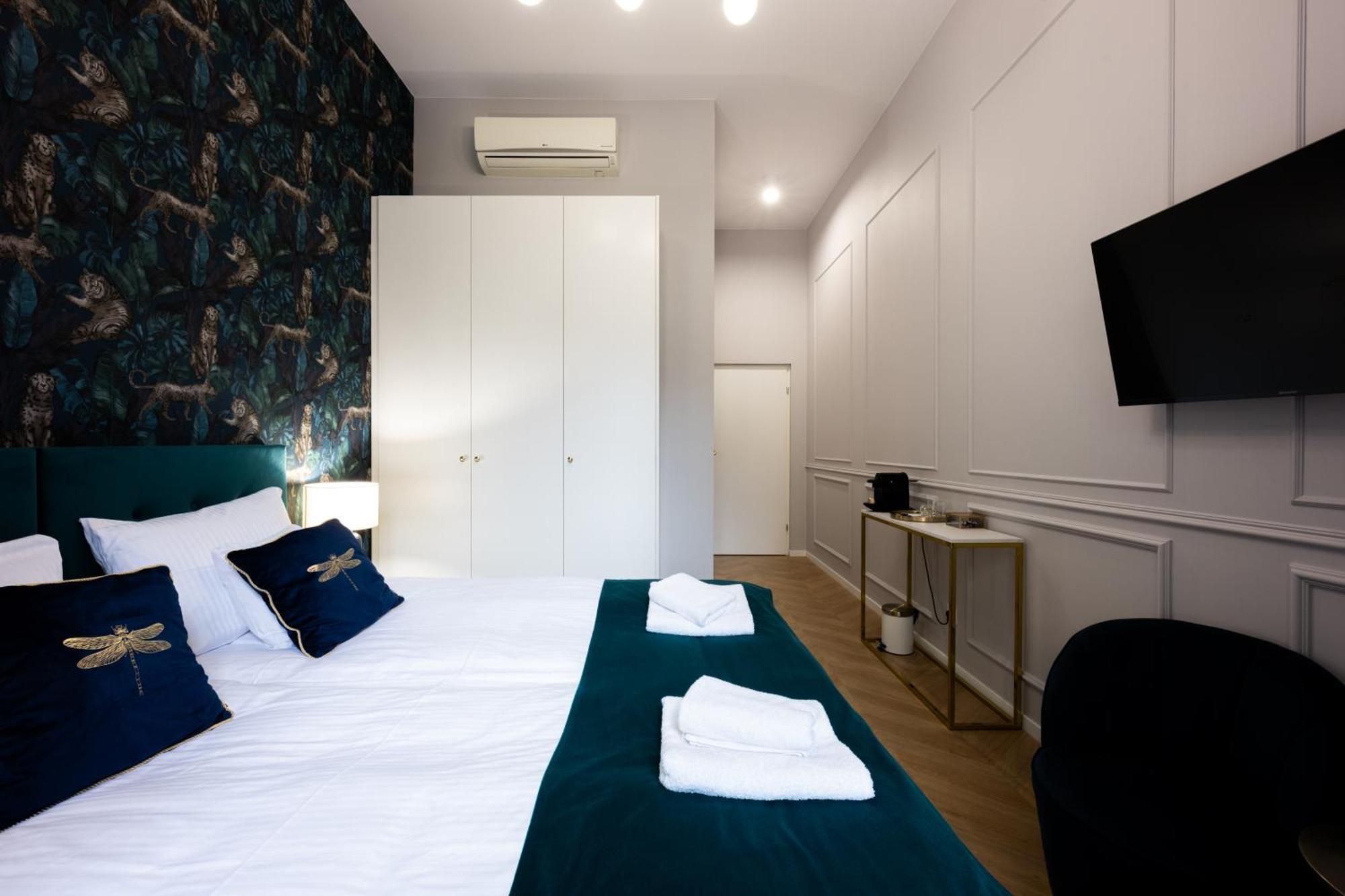 Bracka Main Square Apartments Краков Экстерьер фото
